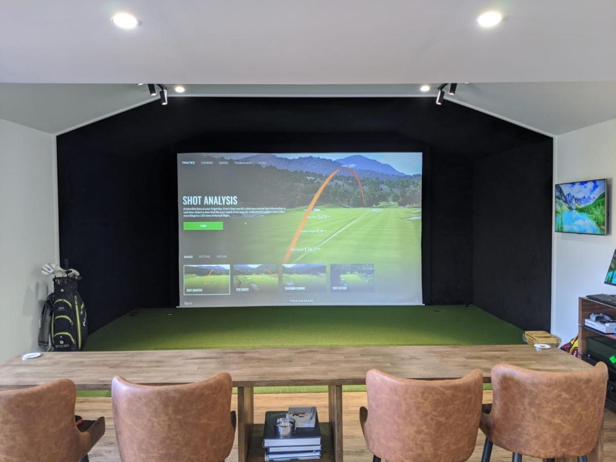 Golfers Dream Guest Suite With Onsite Golf Studio Available For Booking By Guests Strathkinness ภายนอก รูปภาพ